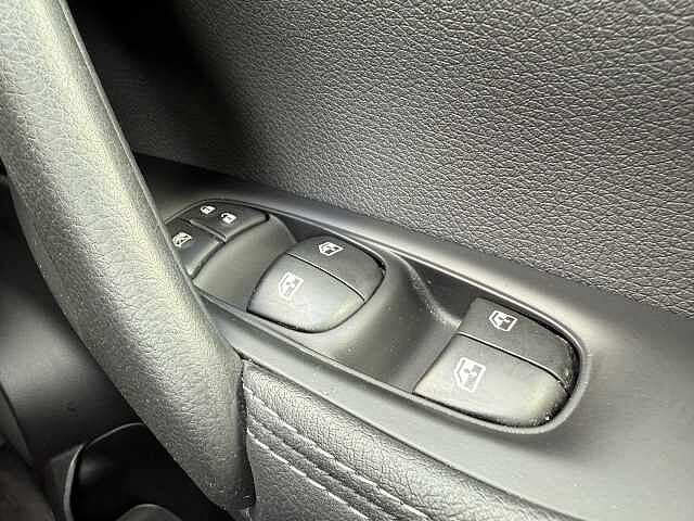 Nissan Qashqai 1.5 dCi 115 N-Connecta 5dr DCT