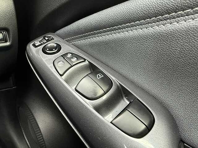 Nissan Juke 1.0 DiG-T 114 Tekna 5dr