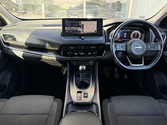 Nissan Qashqai 1.3 DiG-T MH N-Connecta 5dr