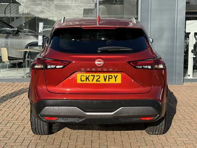 Nissan Qashqai 1.3 DiG-T MH N-Connecta 5dr