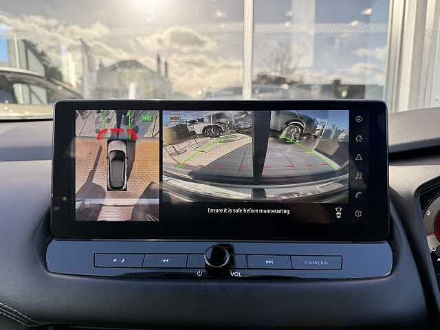 Nissan Qashqai 1.3 DiG-T MH N-Connecta 5dr