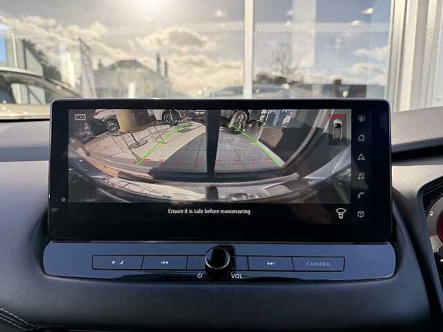 Nissan Qashqai 1.3 DiG-T MH N-Connecta 5dr