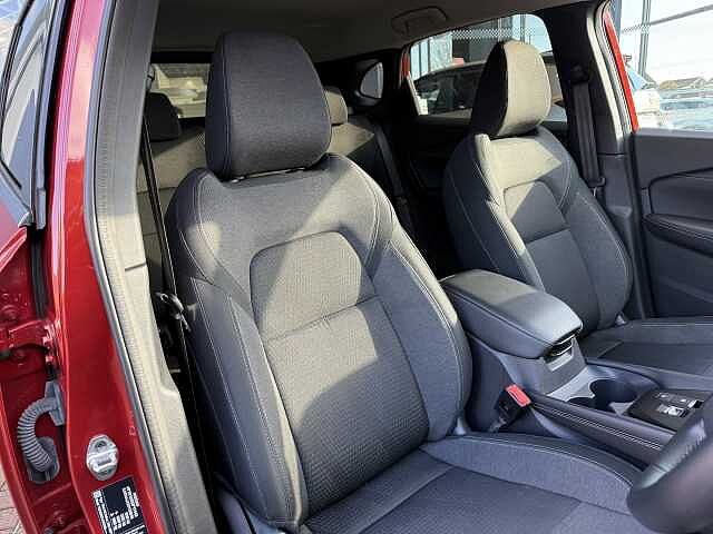 Nissan Qashqai 1.3 DiG-T MH N-Connecta 5dr