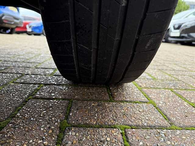 Nissan Juke 1.0 DiG-T 114 Tekna 5dr