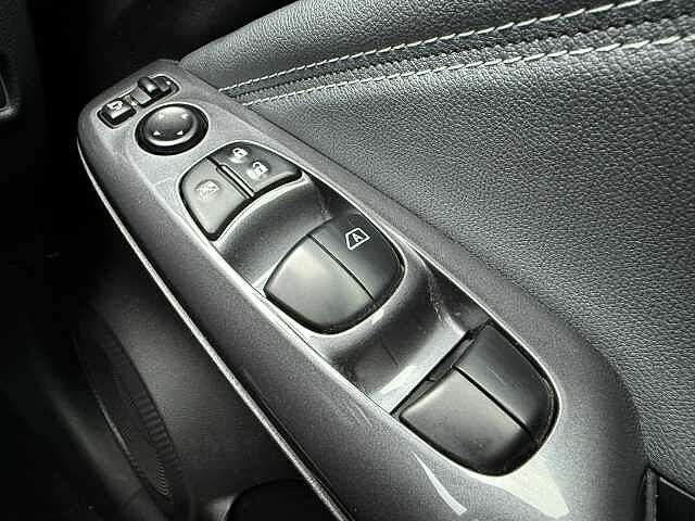 Nissan Juke 1.0 DiG-T 114 Tekna 5dr