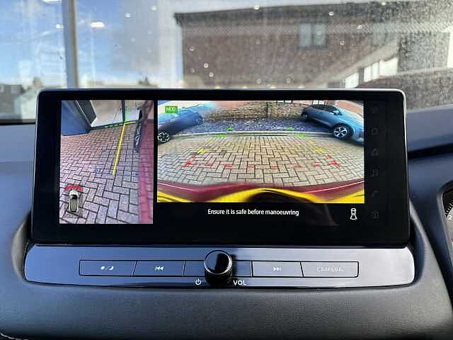 Nissan Qashqai 1.3 DiG-T MH N-Connecta 5dr