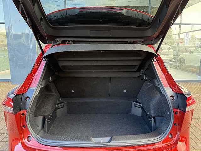 Nissan Qashqai 1.3 DiG-T MH N-Connecta 5dr