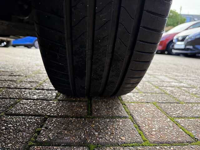 Nissan Qashqai 1.3 DiG-T MH Tekna 5dr