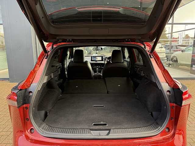 Nissan Qashqai 1.3 DiG-T MH Tekna 5dr