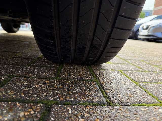 Nissan Qashqai 1.3 DiG-T MH Tekna 5dr