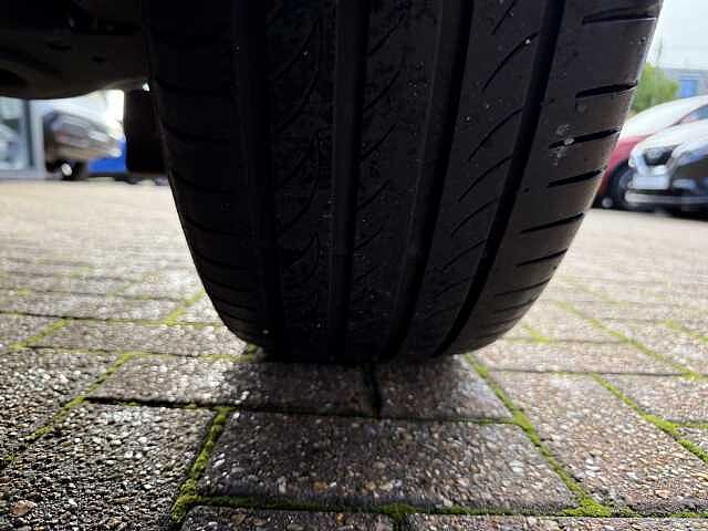 Nissan Qashqai 1.3 DiG-T MH Tekna 5dr