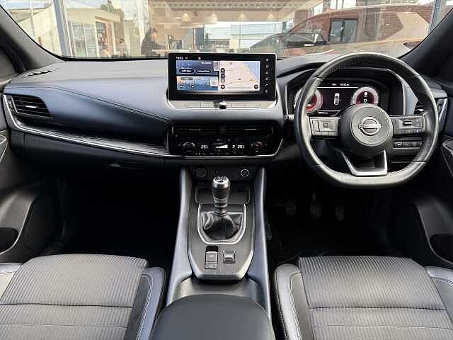 Nissan Qashqai 1.3 DiG-T MH Tekna 5dr