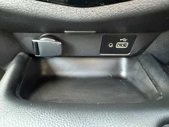 Nissan Juke 1.0 DiG-T 114 Tekna 5dr