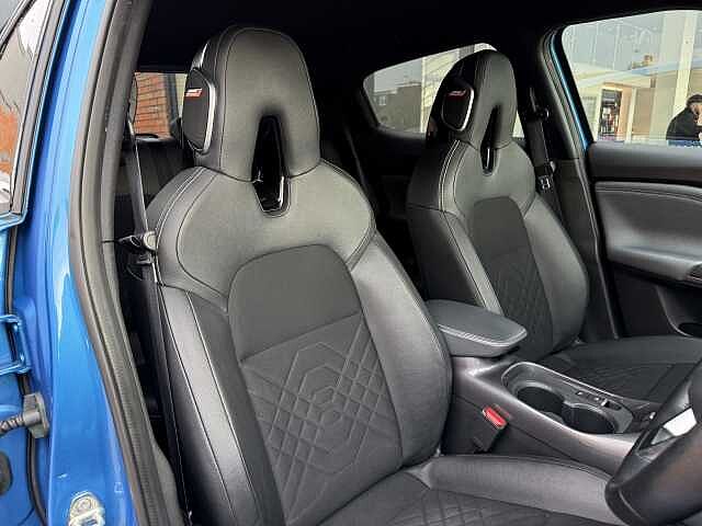 Nissan Juke 1.0 DiG-T 114 Tekna 5dr