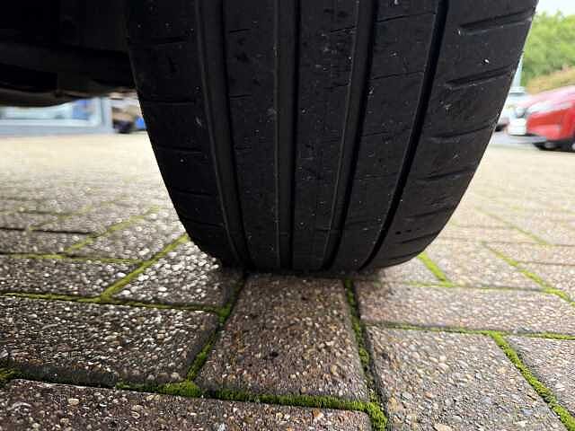 Nissan Juke 1.0 DiG-T 114 Tekna 5dr