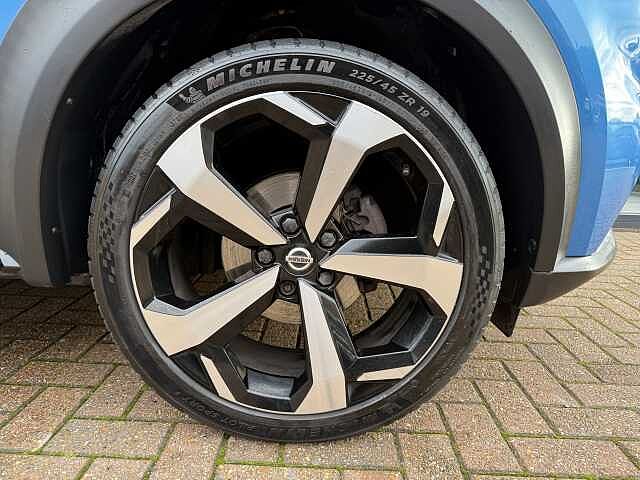 Nissan Juke 1.0 DiG-T 114 Tekna 5dr