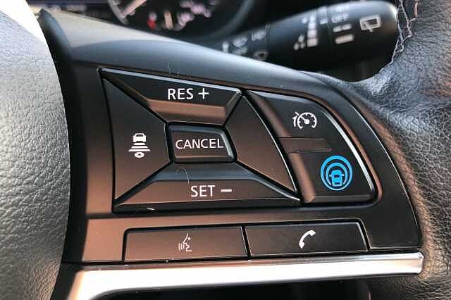 Nissan Juke 1.6 Hybrid Tekna 5dr Auto