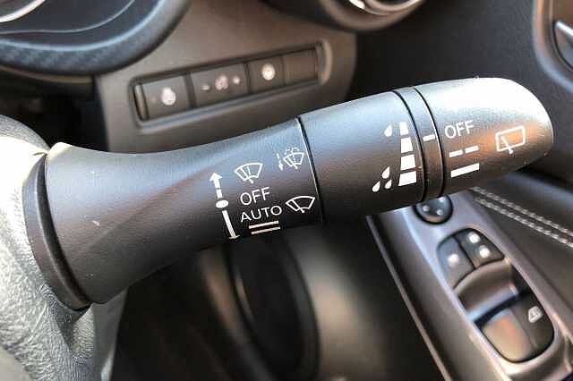 Nissan Juke 1.6 Hybrid Tekna 5dr Auto