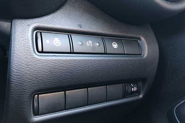 Nissan Juke 1.6 Hybrid Tekna 5dr Auto