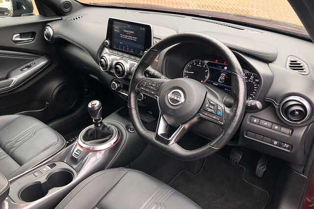 Nissan Juke 1.0 DiG-T 114 Tekna 5dr