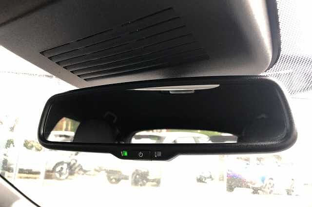 Nissan Juke 1.0 DiG-T 114 Tekna 5dr