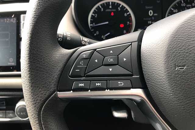 Nissan Micra 1.0 IG-T 92 Acenta 5dr CVT