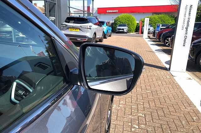 Nissan Qashqai 1.3 DiG-T N-Motion 5dr