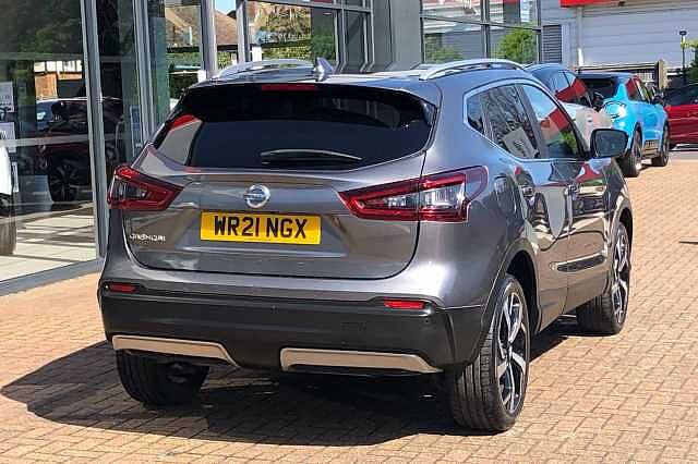 Nissan Qashqai 1.3 DiG-T N-Motion 5dr