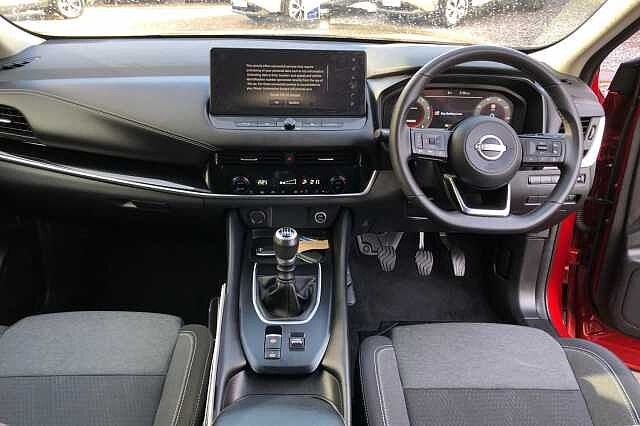 Nissan Qashqai 1.3 DiG-T MH N-Connecta 5dr