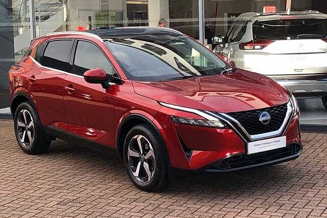 Nissan Qashqai 1.3 DiG-T MH N-Connecta 5dr