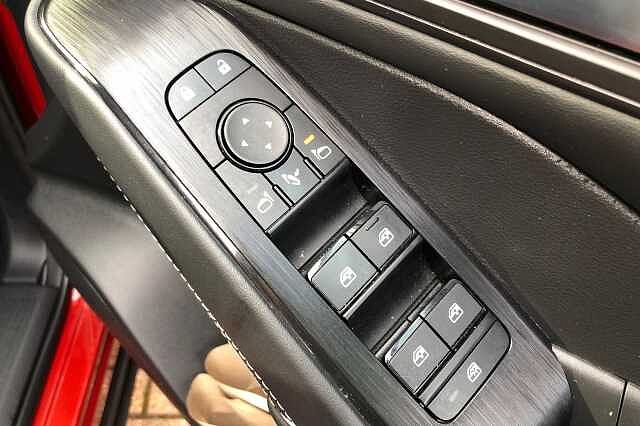 Nissan Qashqai 1.3 DiG-T MH N-Connecta 5dr