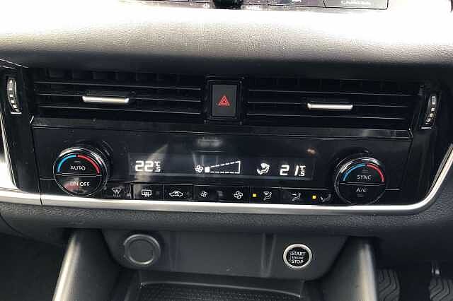 Nissan Qashqai 1.3 DiG-T MH N-Connecta 5dr