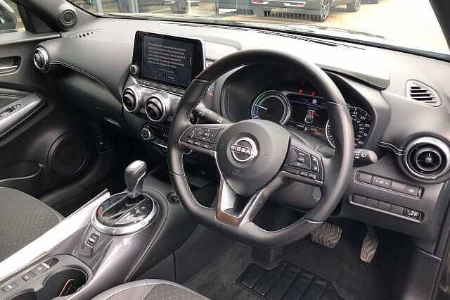 Nissan Juke 1.6 Hybrid N-Connecta 5dr Auto