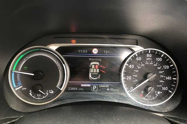 Nissan Juke 1.6 Hybrid N-Connecta 5dr Auto