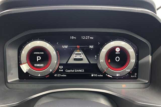 Nissan Qashqai 1.3 DiG-T MH 158 N-Connecta 5dr Xtronic