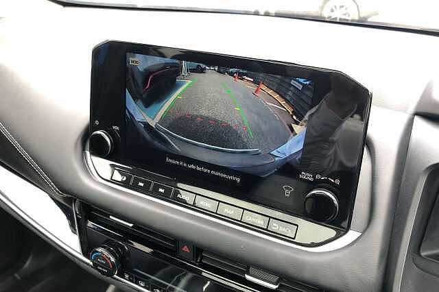 Nissan Qashqai 1.3 DiG-T MH 158 N-Connecta 5dr Xtronic