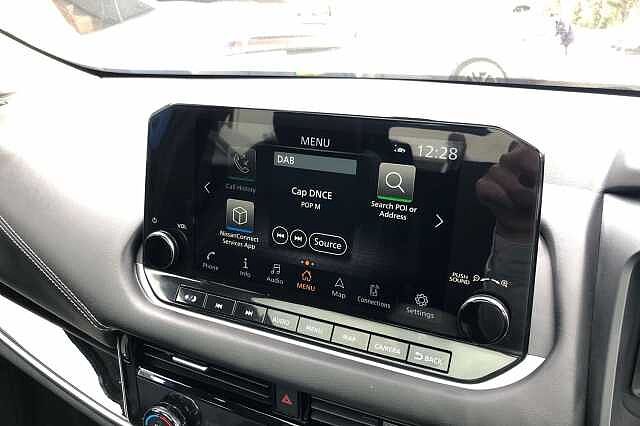 Nissan Qashqai 1.3 DiG-T MH 158 N-Connecta 5dr Xtronic
