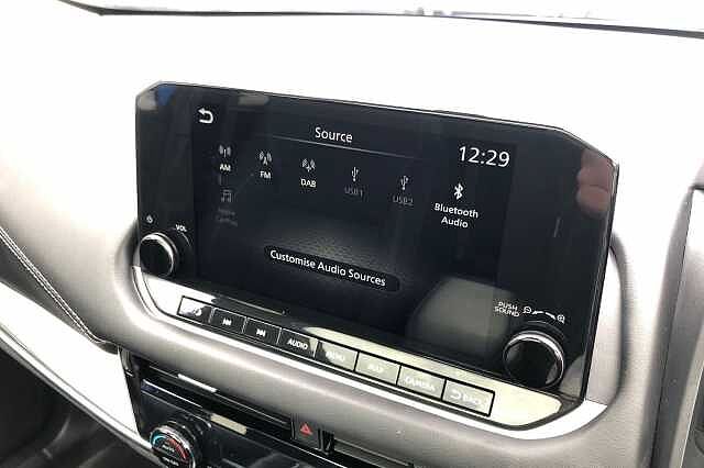 Nissan Qashqai 1.3 DiG-T MH 158 N-Connecta 5dr Xtronic