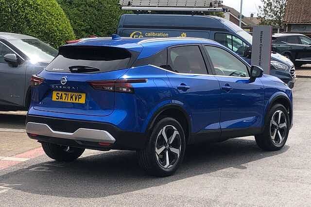 Nissan Qashqai 1.3 DiG-T MH 158 N-Connecta 5dr Xtronic