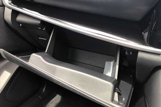 Nissan Qashqai 1.3 DiG-T MH 158 N-Connecta 5dr Xtronic