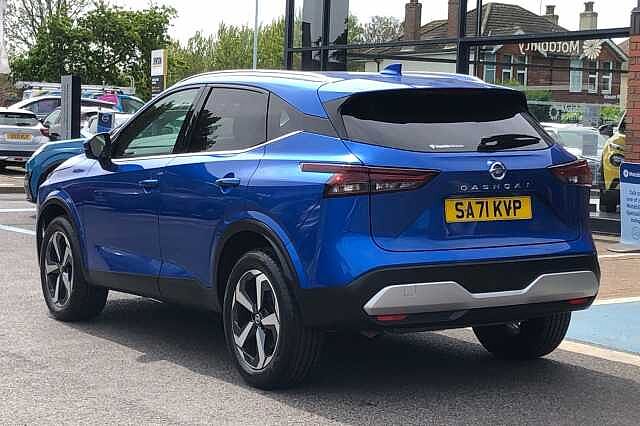 Nissan Qashqai 1.3 DiG-T MH 158 N-Connecta 5dr Xtronic