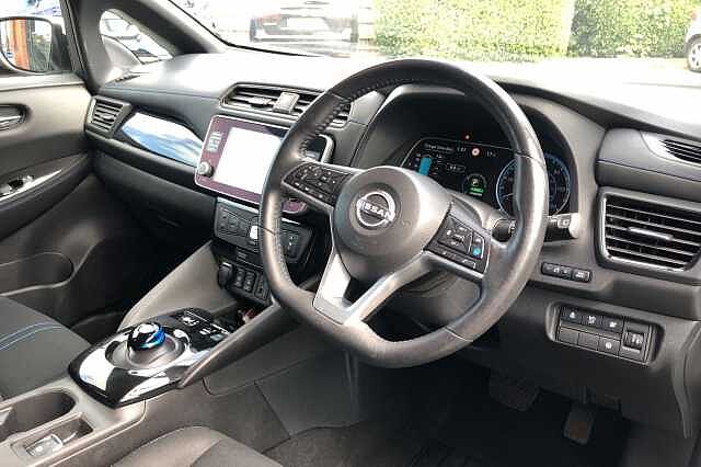 Nissan Leaf 110kW N-Connecta 39kWh 5dr Auto