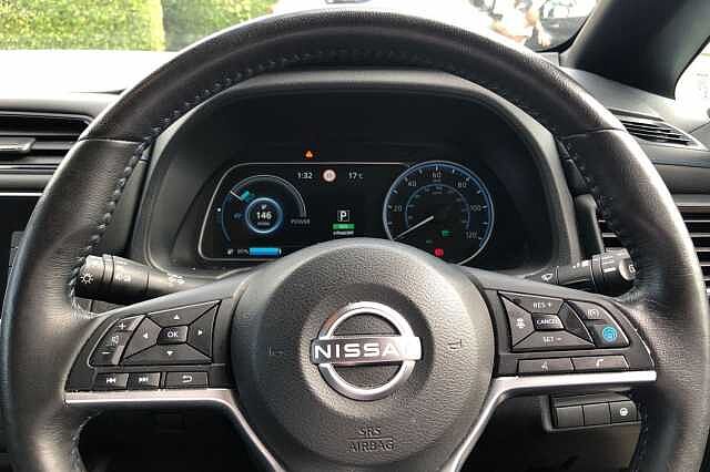Nissan Leaf 110kW N-Connecta 39kWh 5dr Auto