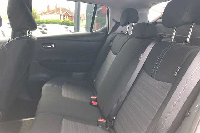 Nissan Leaf 110kW N-Connecta 39kWh 5dr Auto