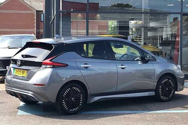 Nissan Leaf 110kW N-Connecta 39kWh 5dr Auto