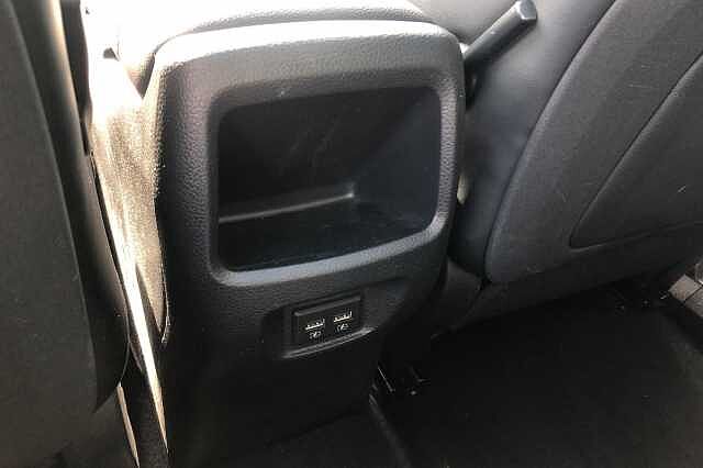 Nissan Qashqai 1.3 DiG-T N-Motion 5dr