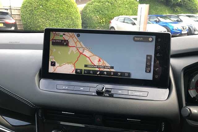 Nissan Qashqai 1.3 DiG-T MH N-Connecta 5dr