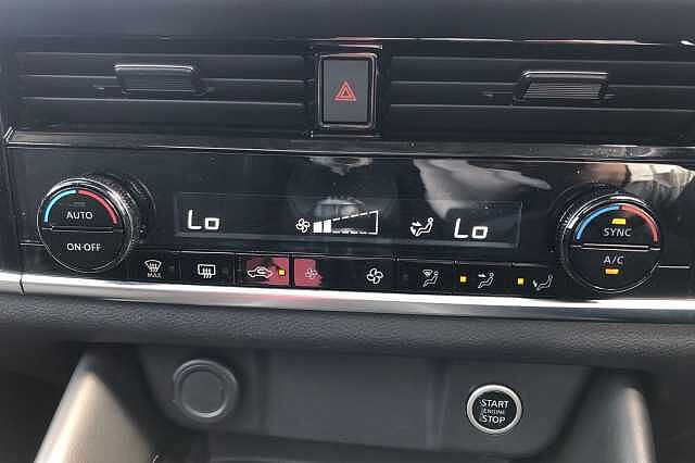 Nissan Qashqai 1.3 DiG-T MH N-Connecta 5dr