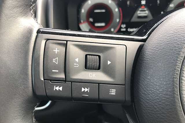 Nissan Qashqai 1.3 DiG-T MH N-Connecta 5dr