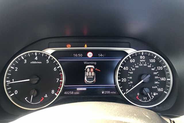 Nissan Juke 1.0 DiG-T Tekna 5dr